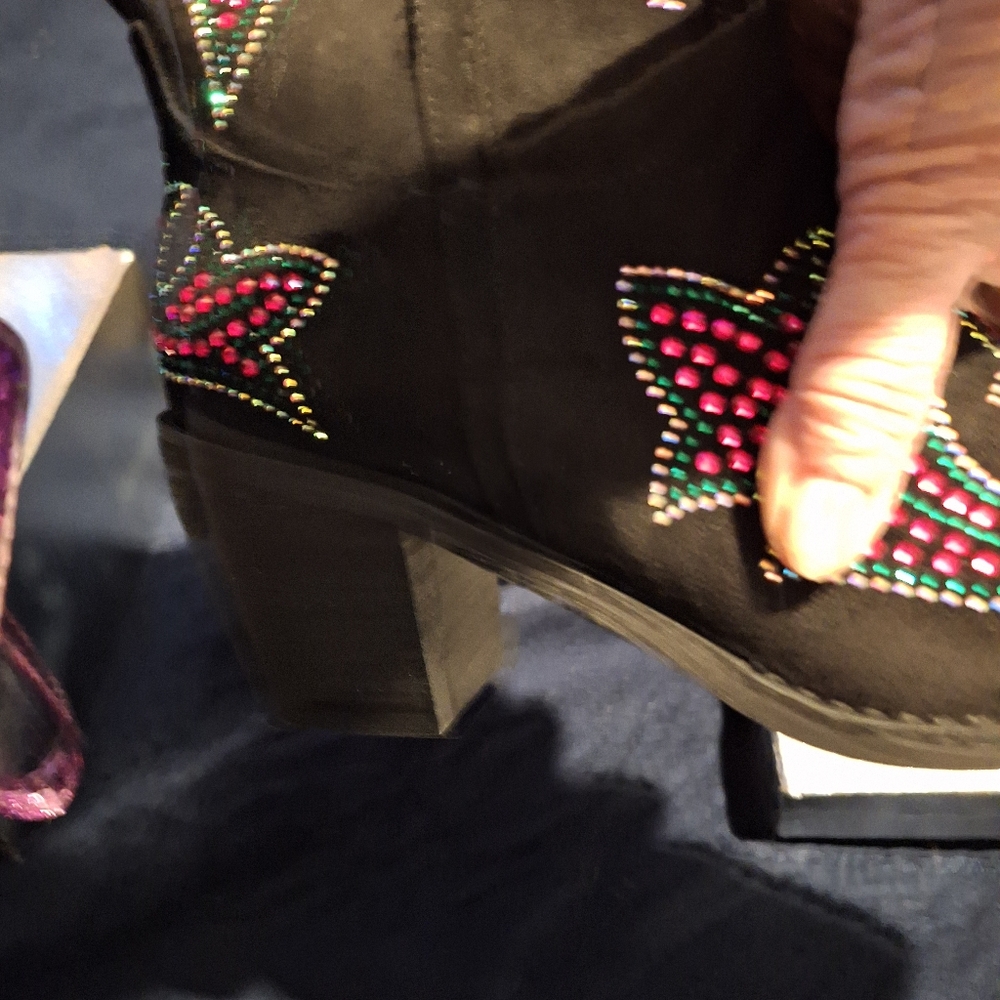 Rhinestone 👢 - Picture 5 of 6